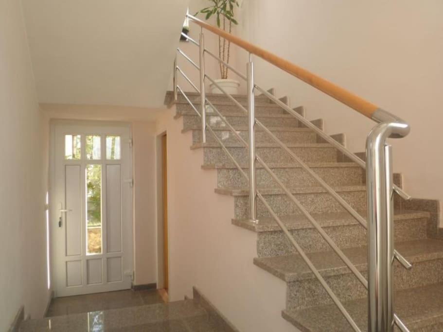 Apartments Dijana Vodice Eksteriør bilde