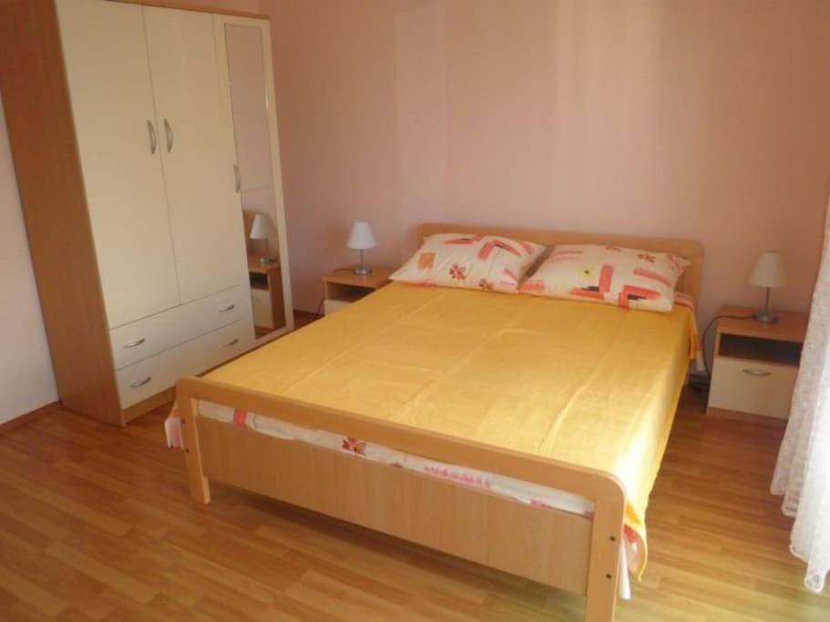 Apartments Dijana Vodice Eksteriør bilde
